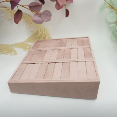 Placa de pulsera de tres filas