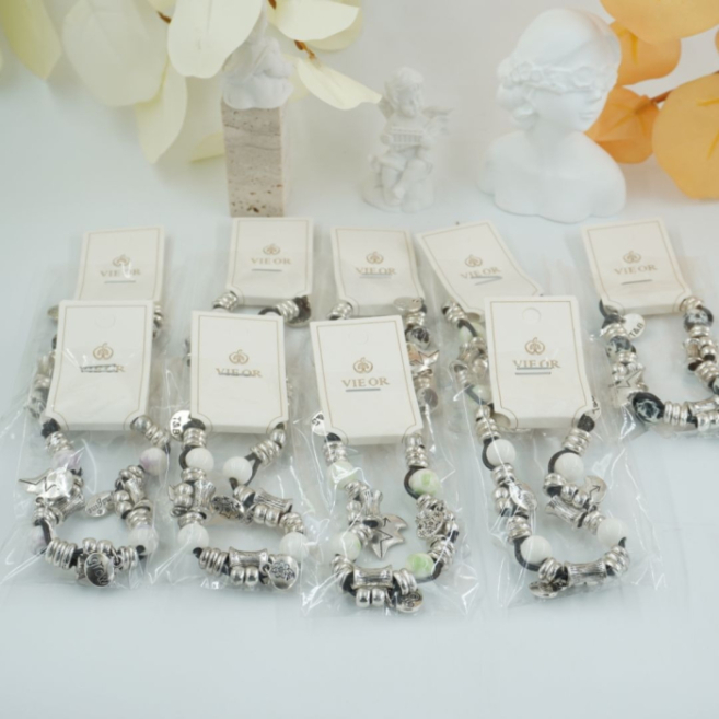 Pulseras con cuentas y detalles metálicos Vie Or 12 uds - I35
