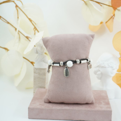 Pulseras Vie Or con cuentas metálicas y colgantes 12  uds - I36