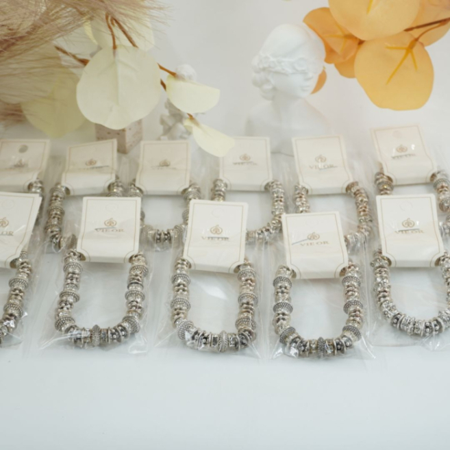 Pulseras Vie Or estilo charm con cuentas metálicas 12 uds - I33