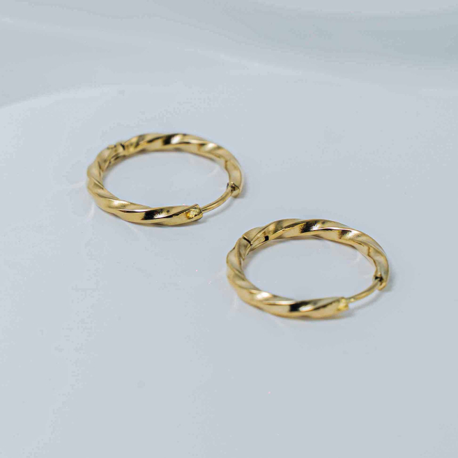 Aretes ZO13024E/2.5*16MM Dorado Acero Inoxidable