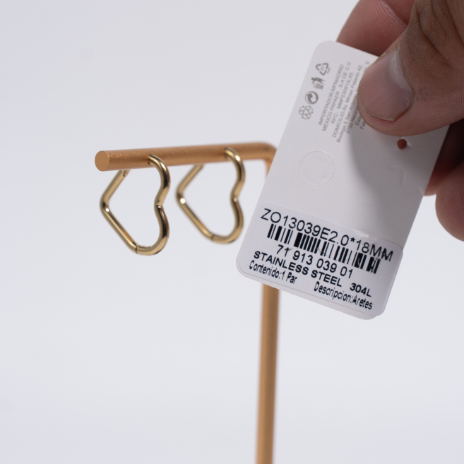 ARETES ZO13039E/2.0*18MM Dorado Acero Inoxidable -F44